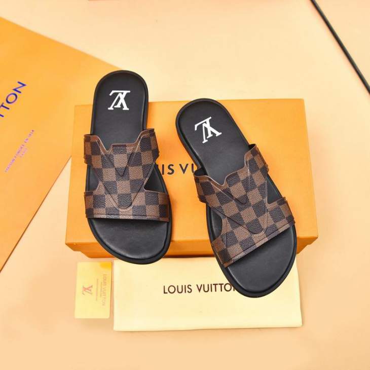 Picture of Louis Vuitton Slippers _SKULVsz39-46jyh0533833